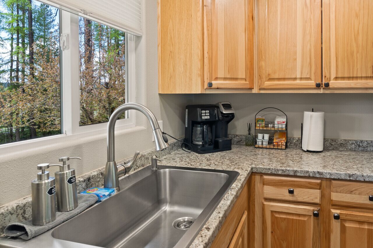 冰箱、微波炉、烤箱、炉灶