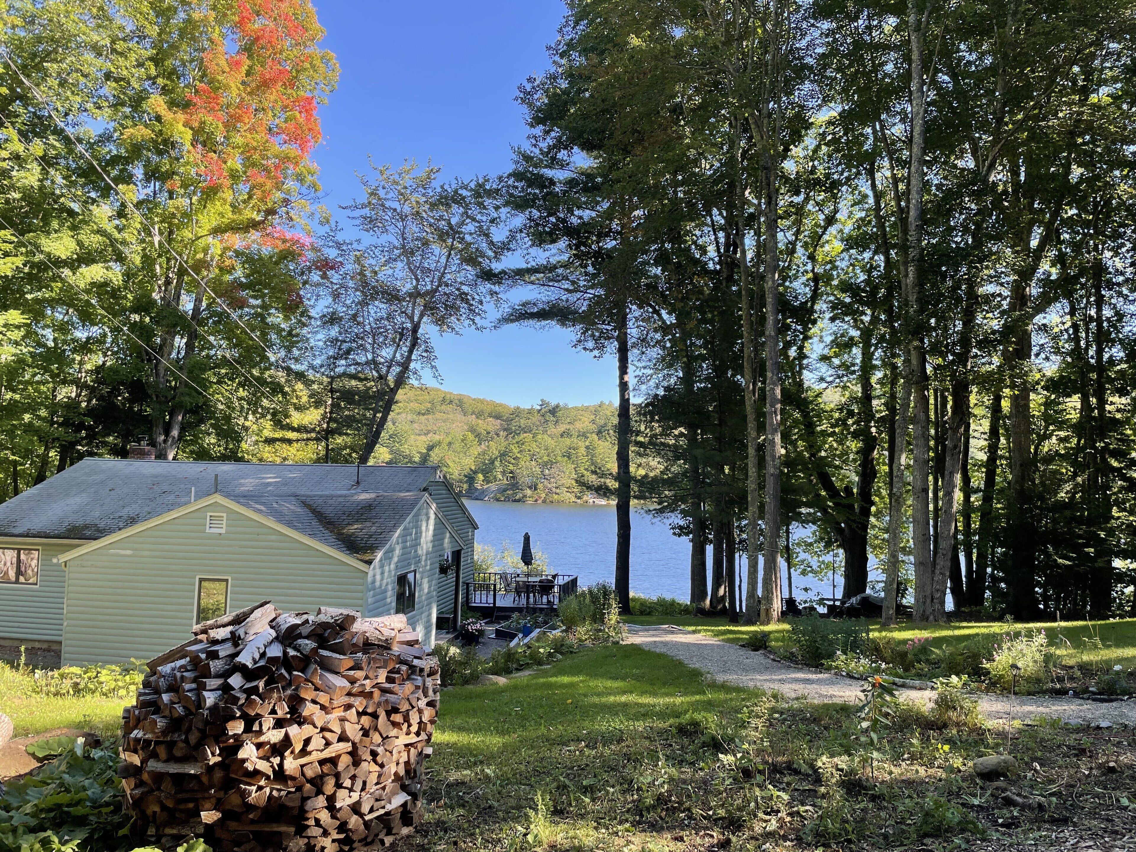 Private Waterfront 2BR, 2BA on Hosmer Pond