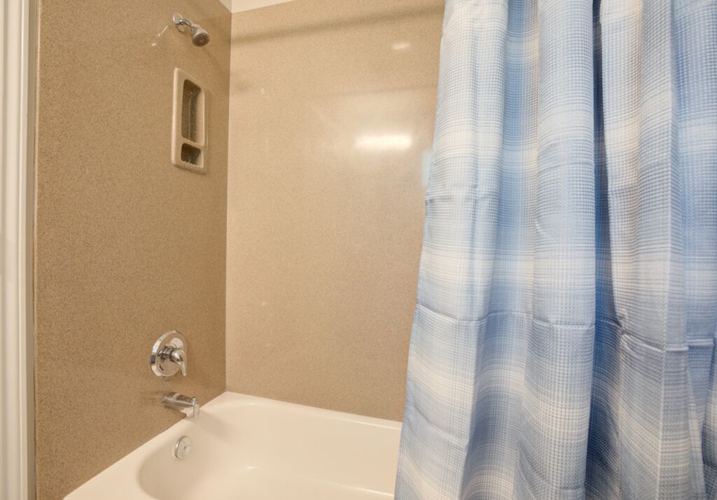 Hot Spot on the Guadalupe • Pools • Hot Tubs • Tubing