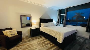 1 bedroom, desk, iron/ironing board, free WiFi