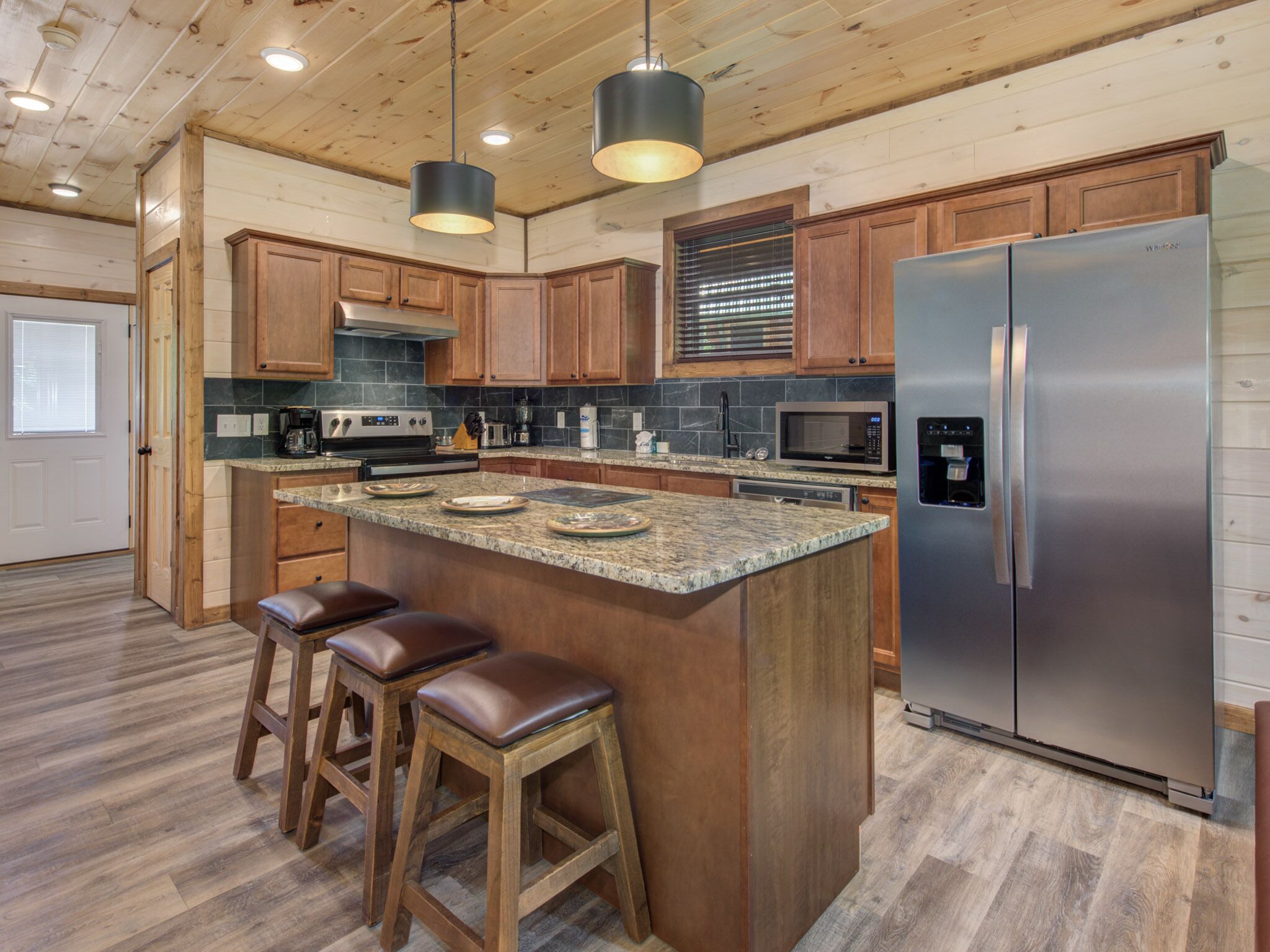 Three Little Bears | Pool Access, Hot Tub, Pool!