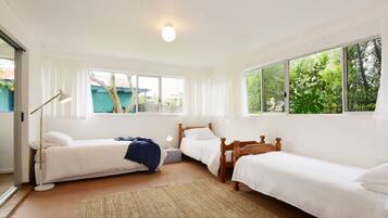 5 bedrooms, Internet, bed sheets