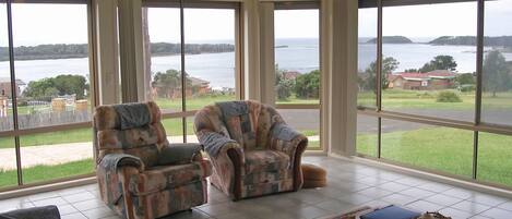 Televisión y reproductor de DVD