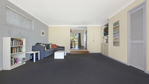 Televisión y estéreo 