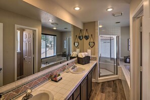 Free toiletries, hair dryer, towels - Amenity-Packed Home w/ Hot Tub & River Views! (Bullhead City)