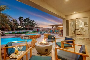 Pool - Pickle+Basketball|Billiards|9bdr+6bath|Saltwater (Desert Hot Springs)