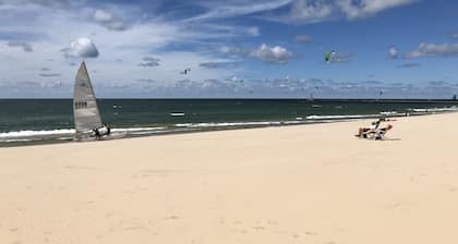 5BR Channel View Retreat! Near the Beach in Bluffton of Muskegon