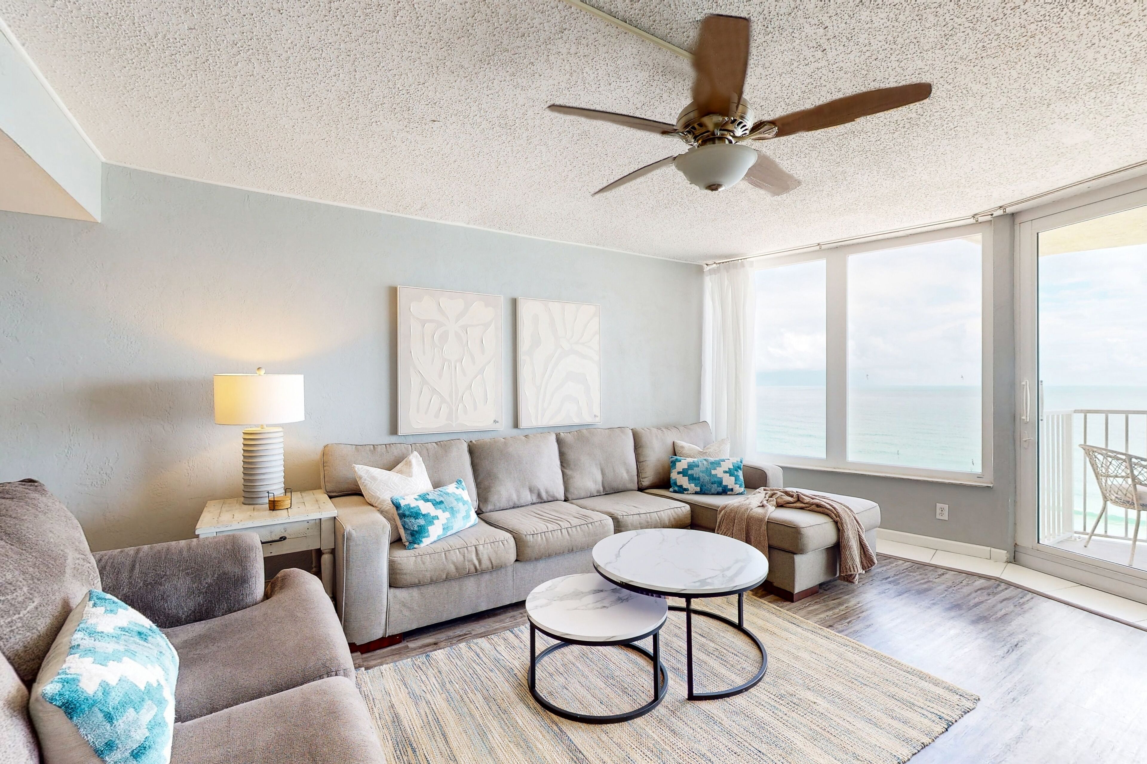 Oceanfront Condo with Shared Pool, Ocean View, High-Speed WiFi, and Central AC