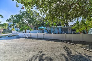 Exterior - Apartment w/ Easy Access to Indian Rocks Beach! (Indian Rocks Beach)