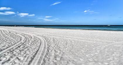 Indian Rocks Beach Unit - Steps from the Shoreline