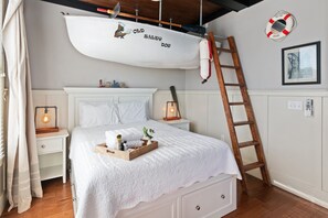 2 bedrooms, iron/ironing board, travel crib, free WiFi