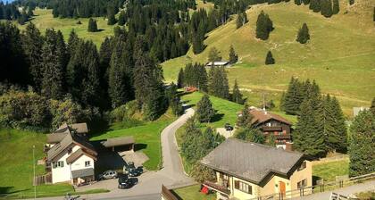 Lovely apartment for 4 guests with WIFI, TV and balcony