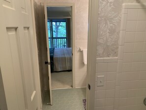 5 quartos, berço de viagem, Wi-Fi de cortesia, roupa de cama