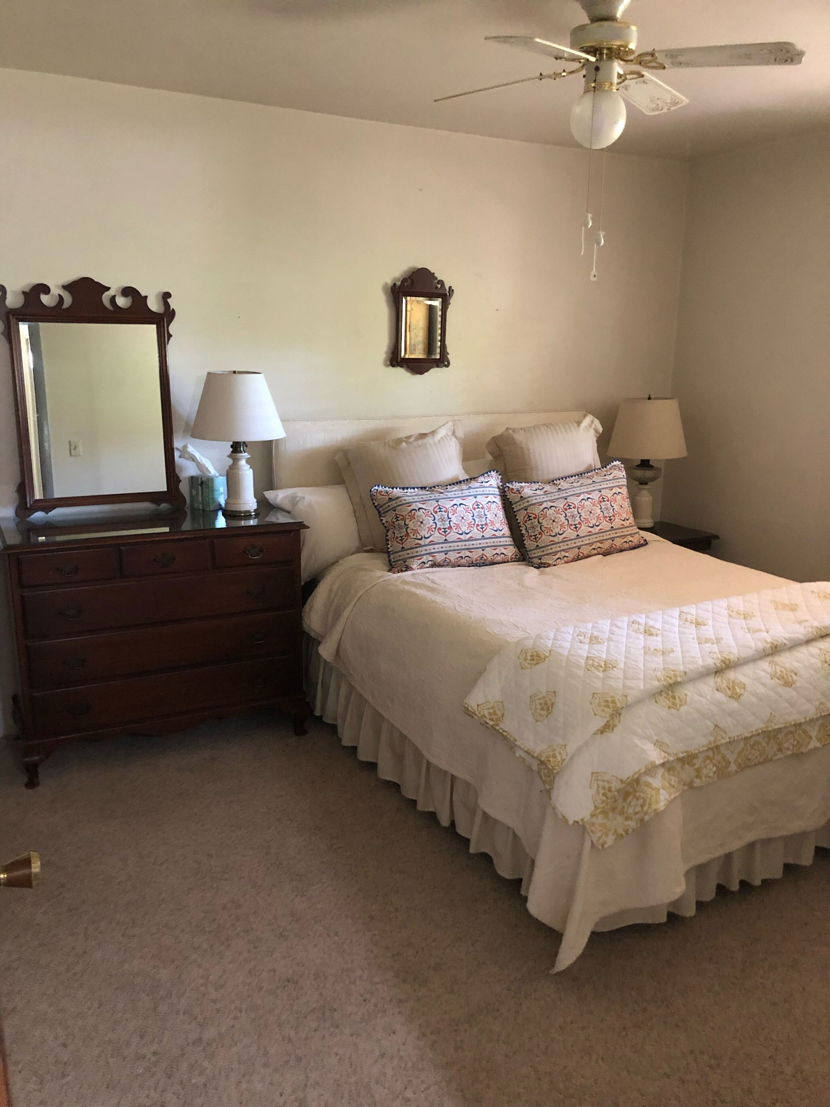 Farmhouse retreat in a unique location nestled in a vineyard - Ampelos