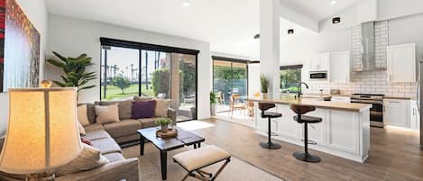 Smart TV, chimenea