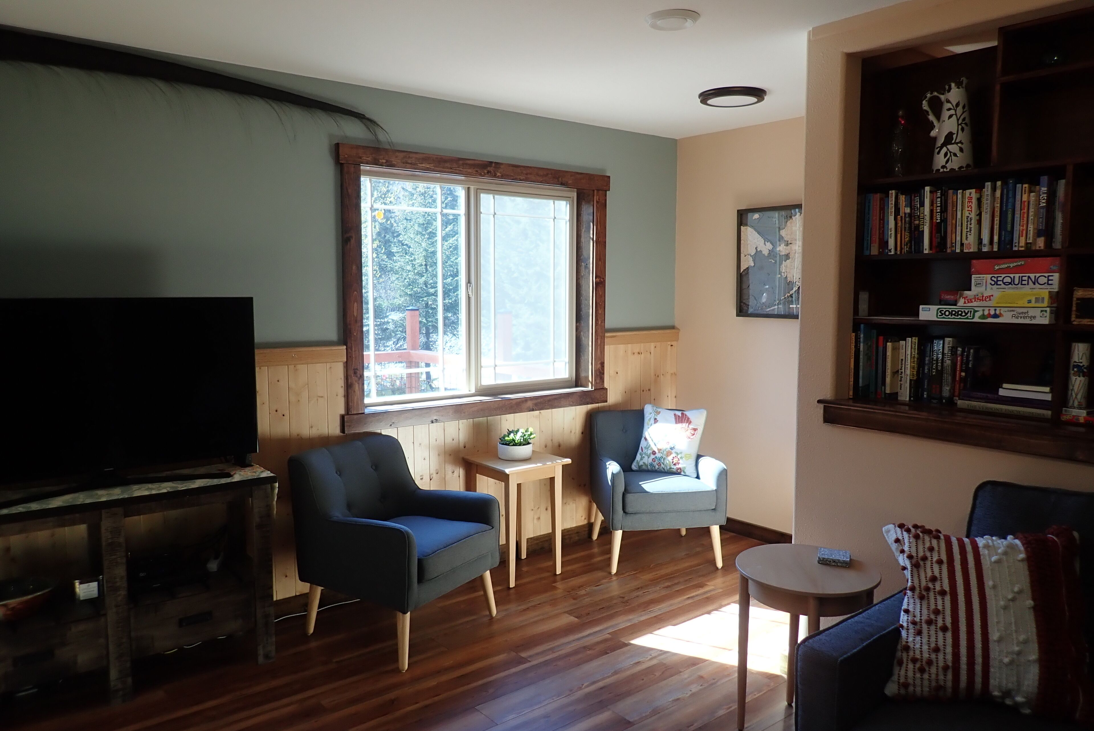 Resurrection Peaks Lodge.  Beautiful home with large deck.  13720 Bruno Road