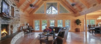 The Wildflower Ranch Log Cabin - HOT TUB - Generator