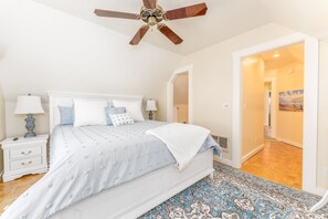 4 chambres, bureau, fer et planche Ă repasser, Wi-Fi gratuit