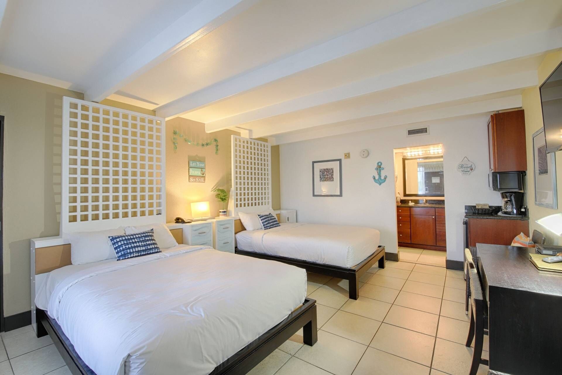 Updated Bright and Beach Feel, Contact Free Check In, Book Today!