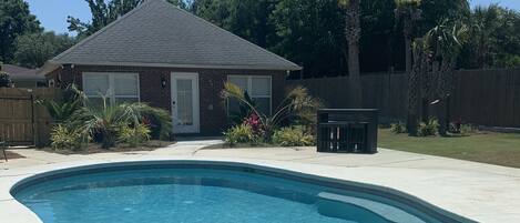 Outdoor pool, a heated pool