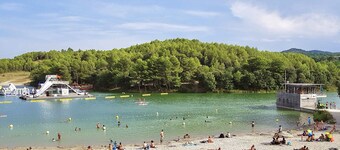 Carcassonne - a luxury holiday villa with private pool for up to 8 people