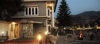 Villa Republika Central