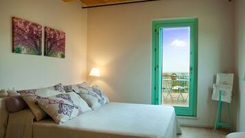 6 bedrooms, iron/ironing board, WiFi