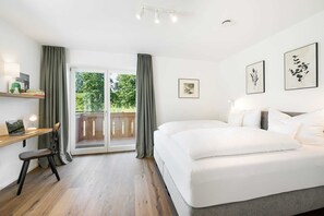 4 bedrooms, in-room safe, desk, travel cot - Tegernsee Suites - Suite Early Bird (Gmund am Tegernsee)