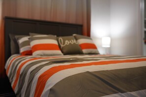 5 bedrooms, iron/ironing board, travel crib, free WiFi