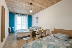 1 bedroom, WiFi, bed sheets