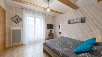 1 bedroom, WiFi, bed sheets