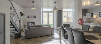 ★ Spacious ★ City centre ★ Terrace ★ Easy Parking ★ WIFI ★