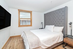 2 bedrooms, in-room safe, iron/ironing board, travel crib