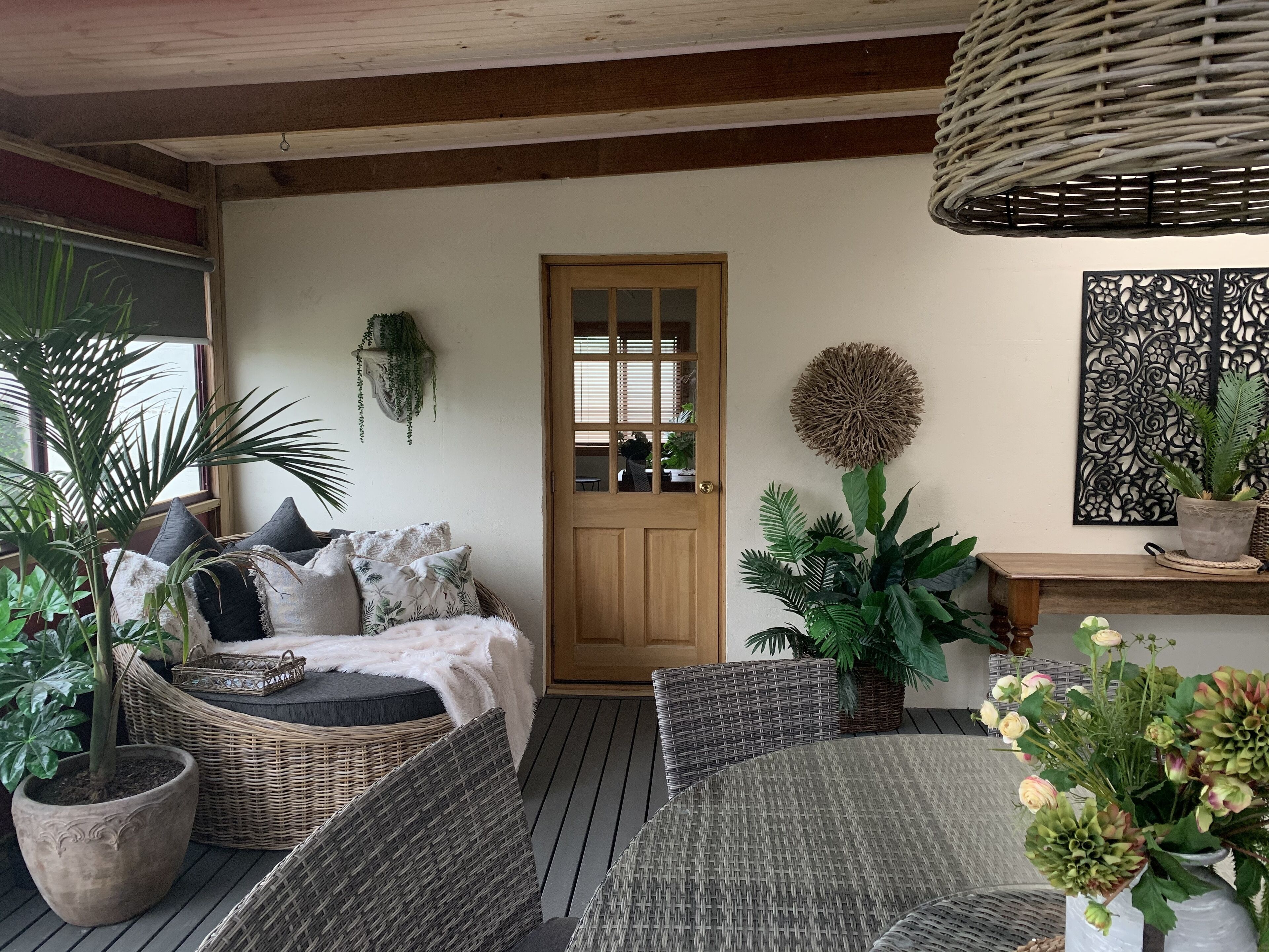 Enter via the huge Alfresco area - a great place to relax and unwind.
