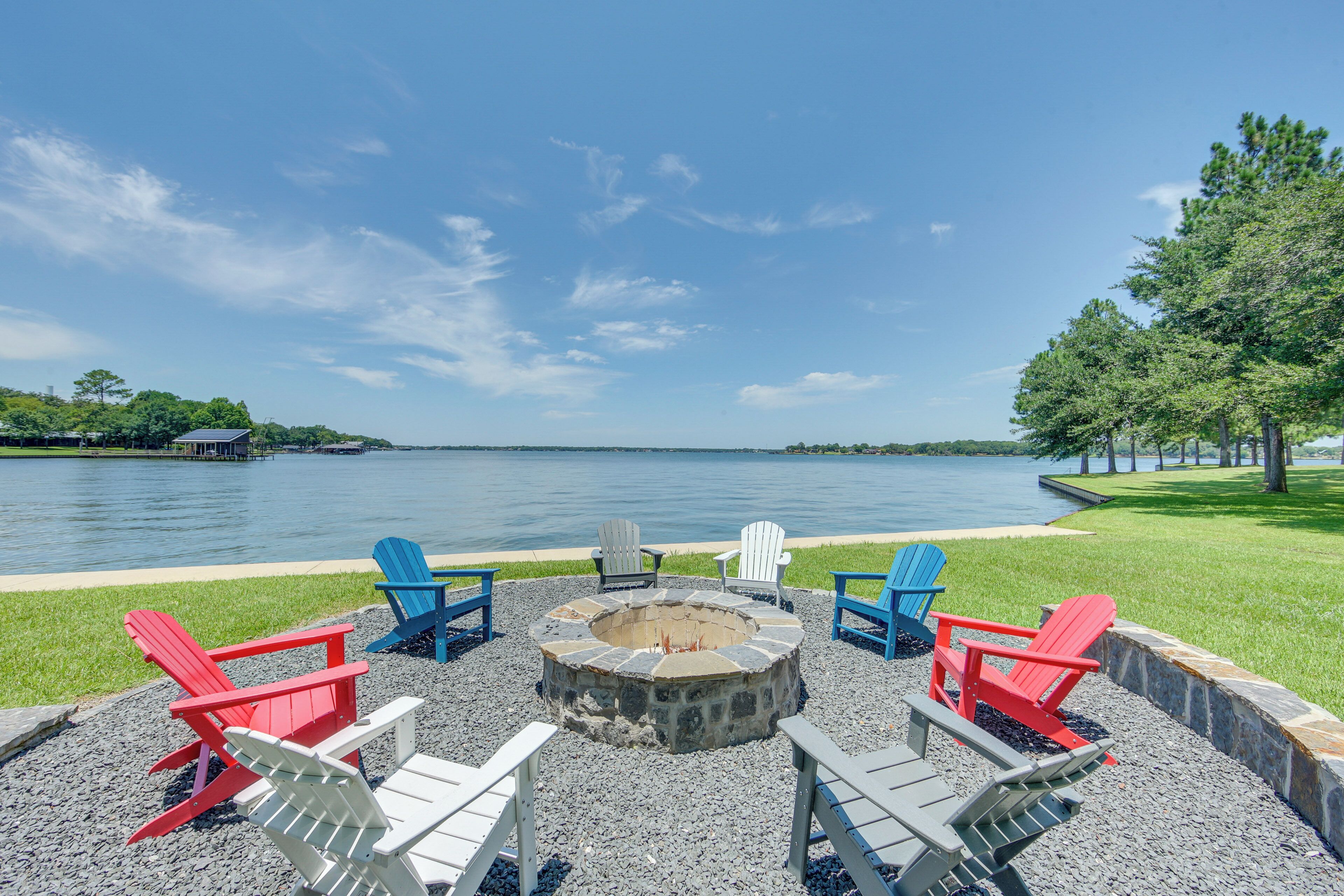 Upscale Lakefront Texas Home: Private Dock & Decks