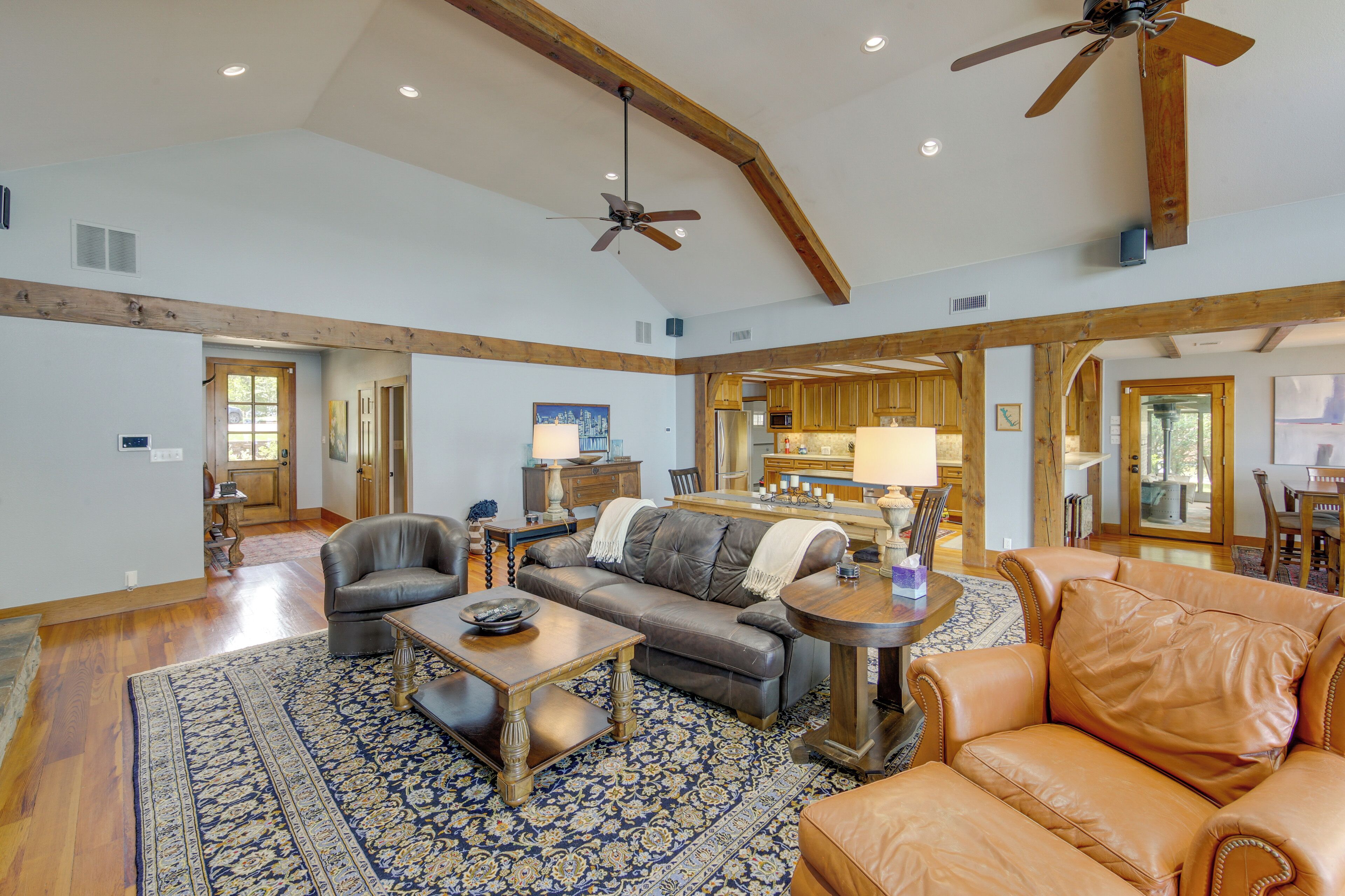 Upscale Lakefront Texas Home: Private Dock & Decks