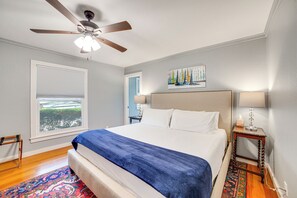 5 habitaciones, tabla de planchar con plancha, internet y ropa de cama