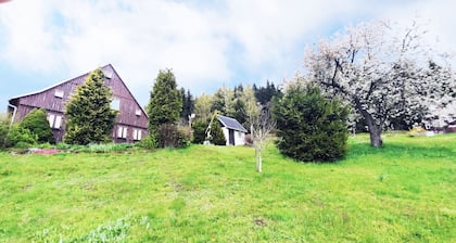 Large vacation home on the Aschberg, great view, terrace & large garden 6+2