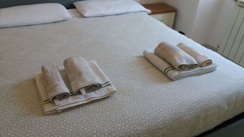 Giallo Sole ( Roma & Raimbow MagicLand )