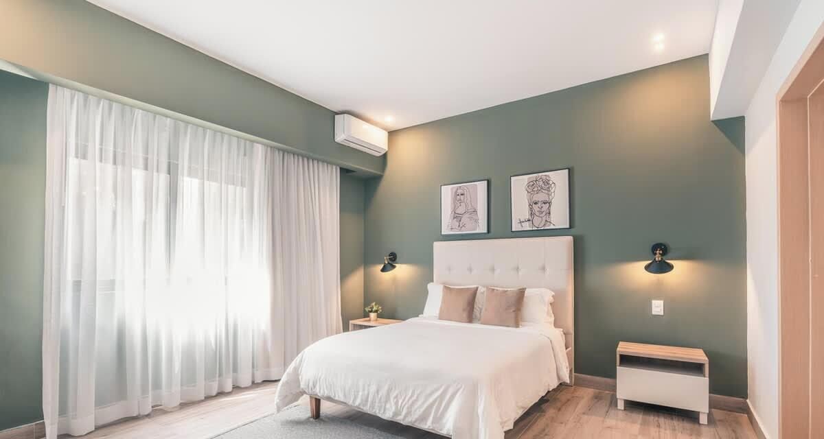 1 dormitorio, tabla de planchar con plancha, wifi gratis y ropa de cama