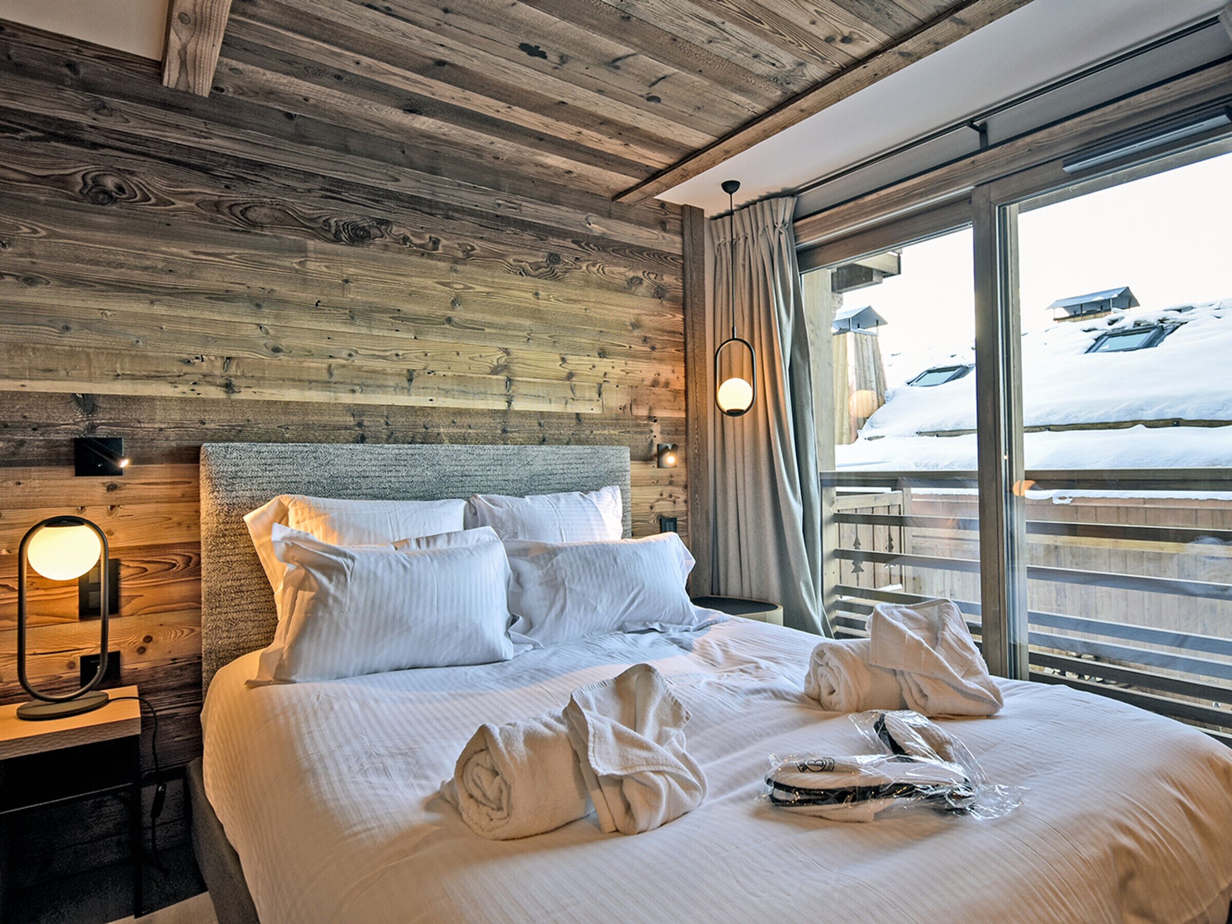 3 chambres, accès au Wi-Fi (inclus), literie fournie