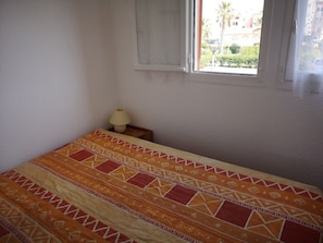 1 bedroom, free WiFi - T2 Cabin Apartment - 6 pers, Parking - Le Barcarès (Le Barcarès)