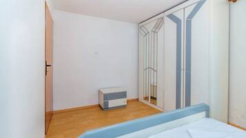 Apartment (A1)