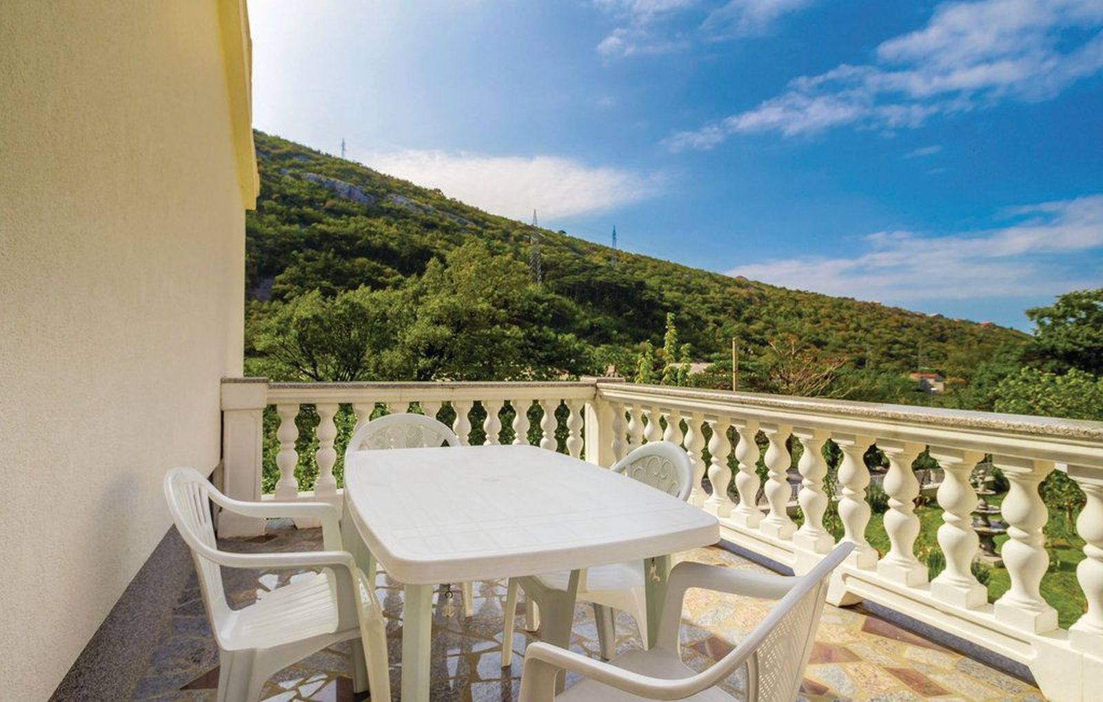 Apartment (A2) | Balcony
