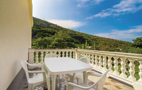 Apartment (A2) | Balcony