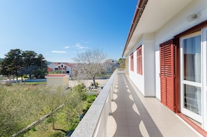 Apartment (A2) | Balcony
