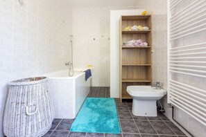 Apartment (A1) | Bathroom | Shower - Apartment Aneta (Novi Vinodolski)