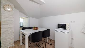 Appartement (A2) | Restauration