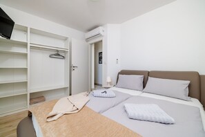 Apartment (A1)