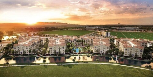 Wowie! This Resort Style Penthouse is it! 30 night Min